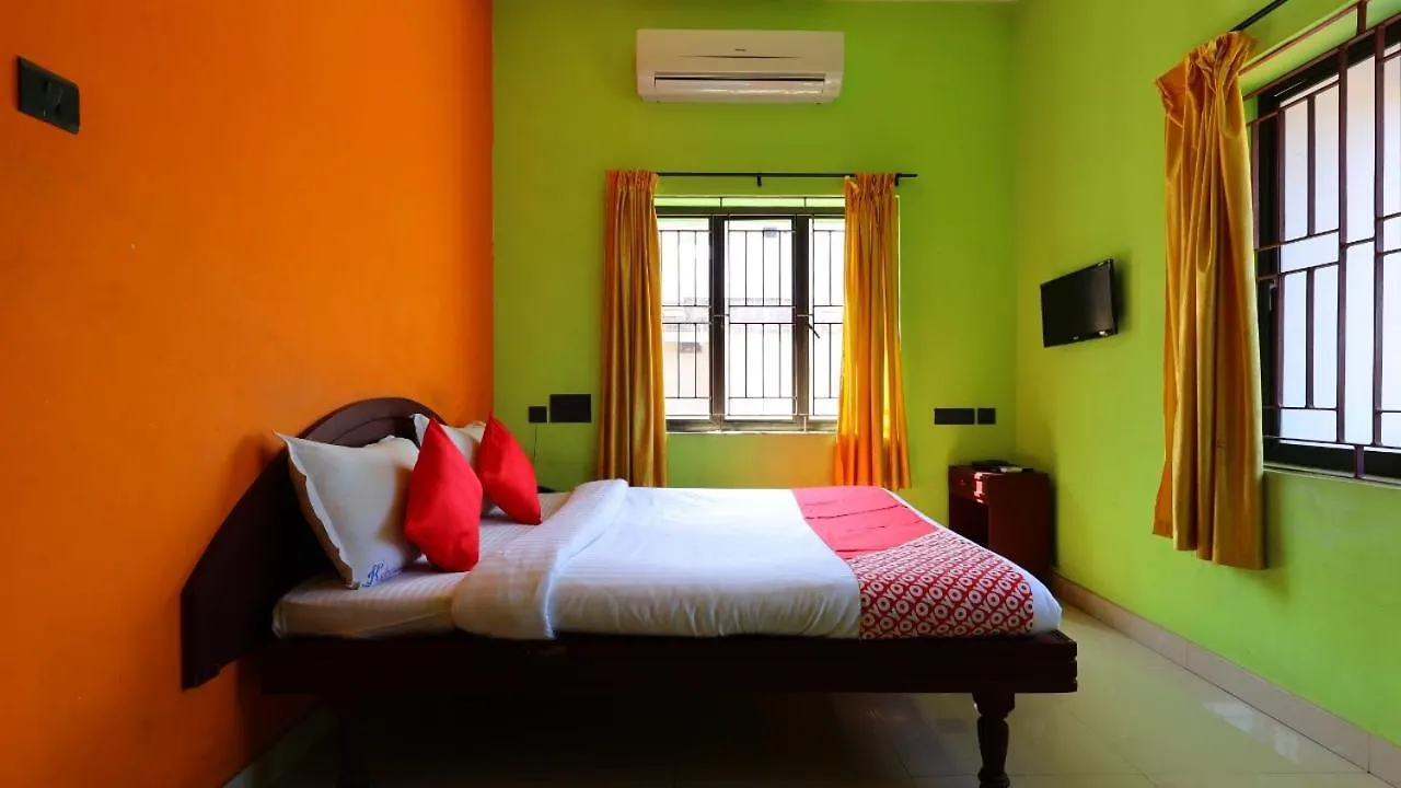 Kukuresidency Hotel Wadakkanchery 2*,  India